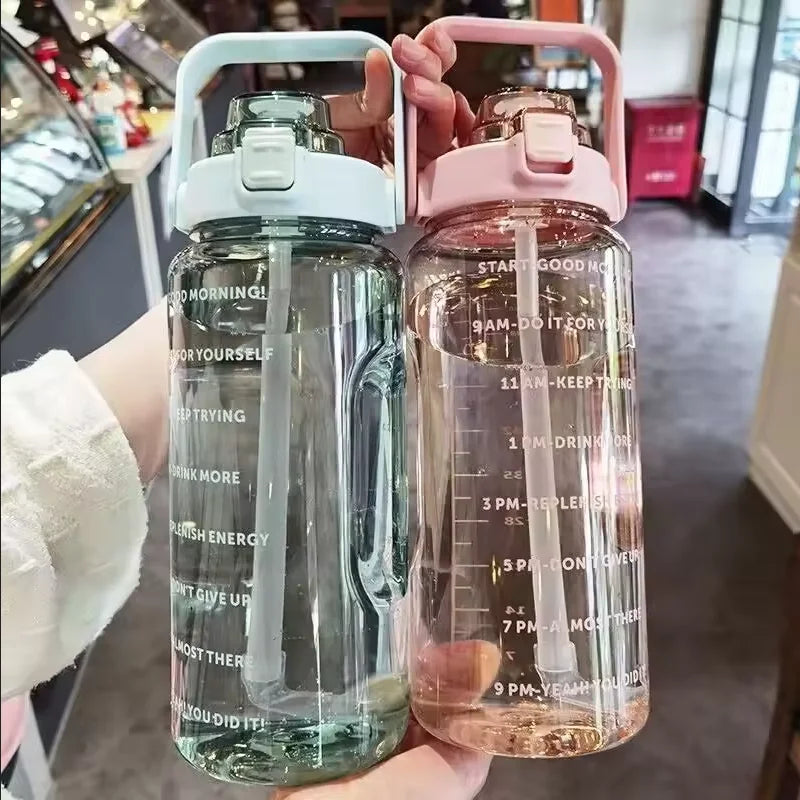 Gourde de sport en plastique sans BPA à paille
