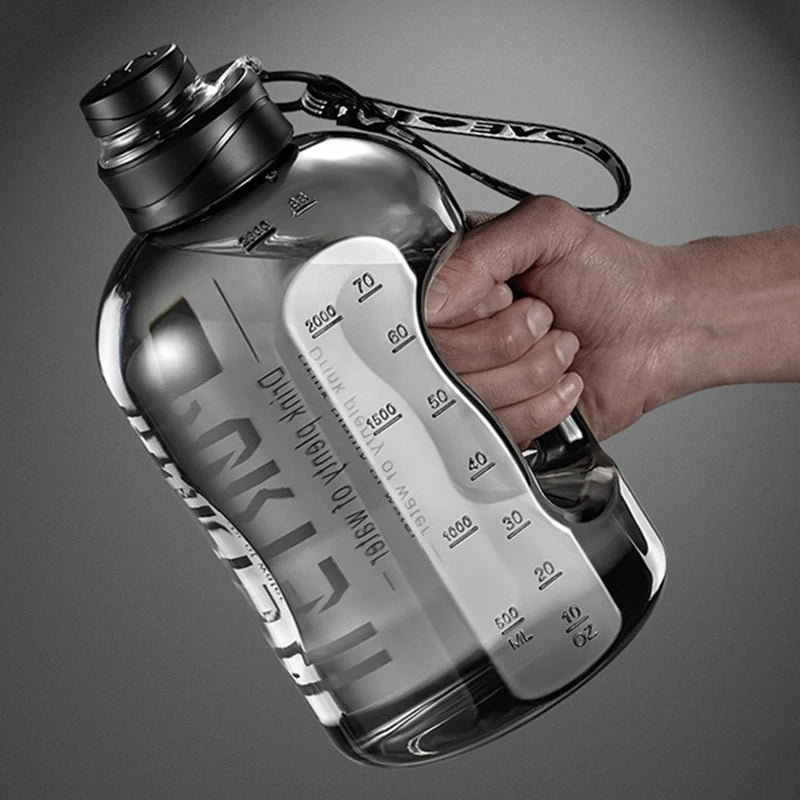 Gourde de sport 1,7 L à 2,7 L à paille
