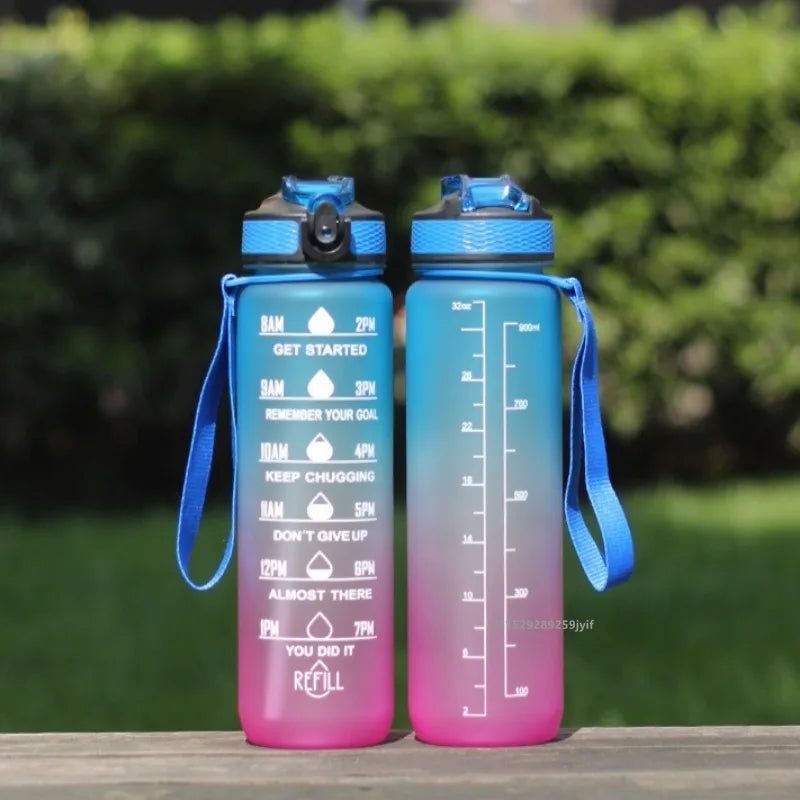 Gourde de vélo en plastique sans BPA 1 L à paille