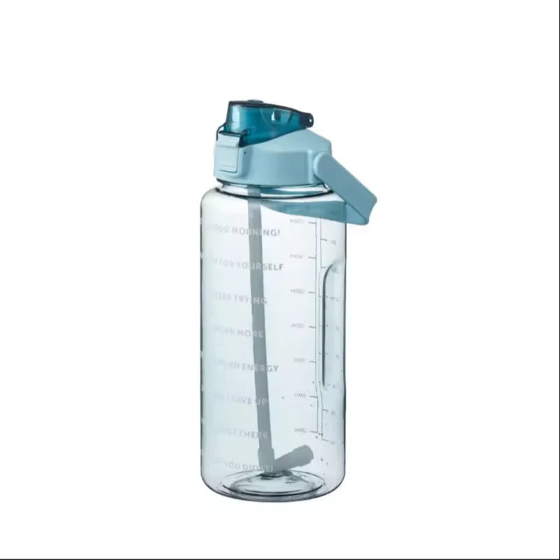 Gourde de sport en plastique sans BPA à paille — Vert