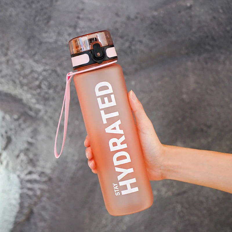 Gourde en plastique sans BPA 1 L — Rose