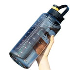 Gourde de sport en plastique sans BPA 1,5 L à 3 L à paille à cordelette