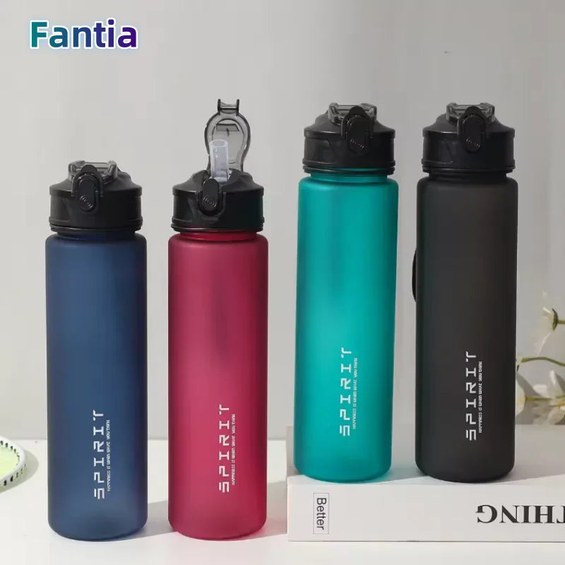 Gourde de sport en plastique sans BPA 750 ml à paille
