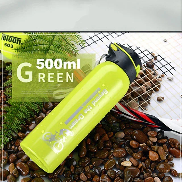 Gourde de vélo en inox 500 ml à paille — Vert