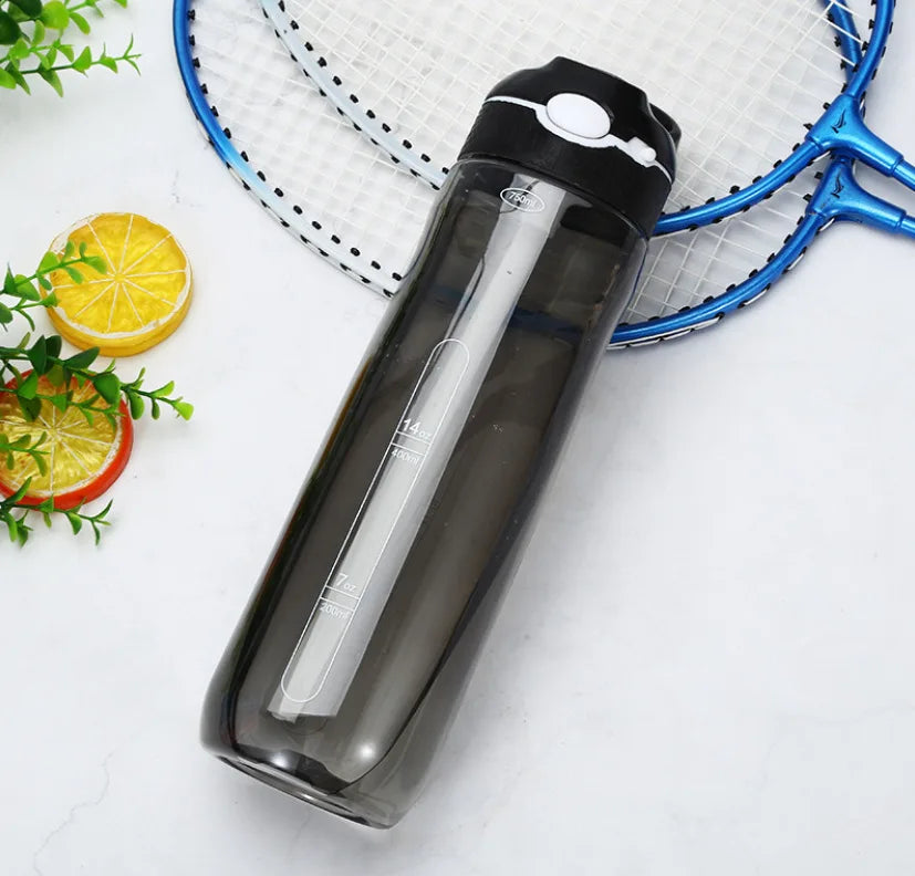 Gourde de sport en plastique sans BPA 750 ml à 1 L à paille