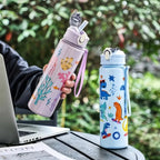 Gourde enfant en silicone 750 ml à paille