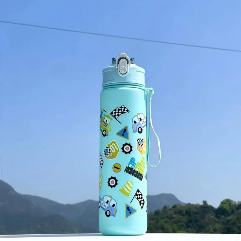 Gourde enfant en silicone 750 ml à paille — Vert et Voiture