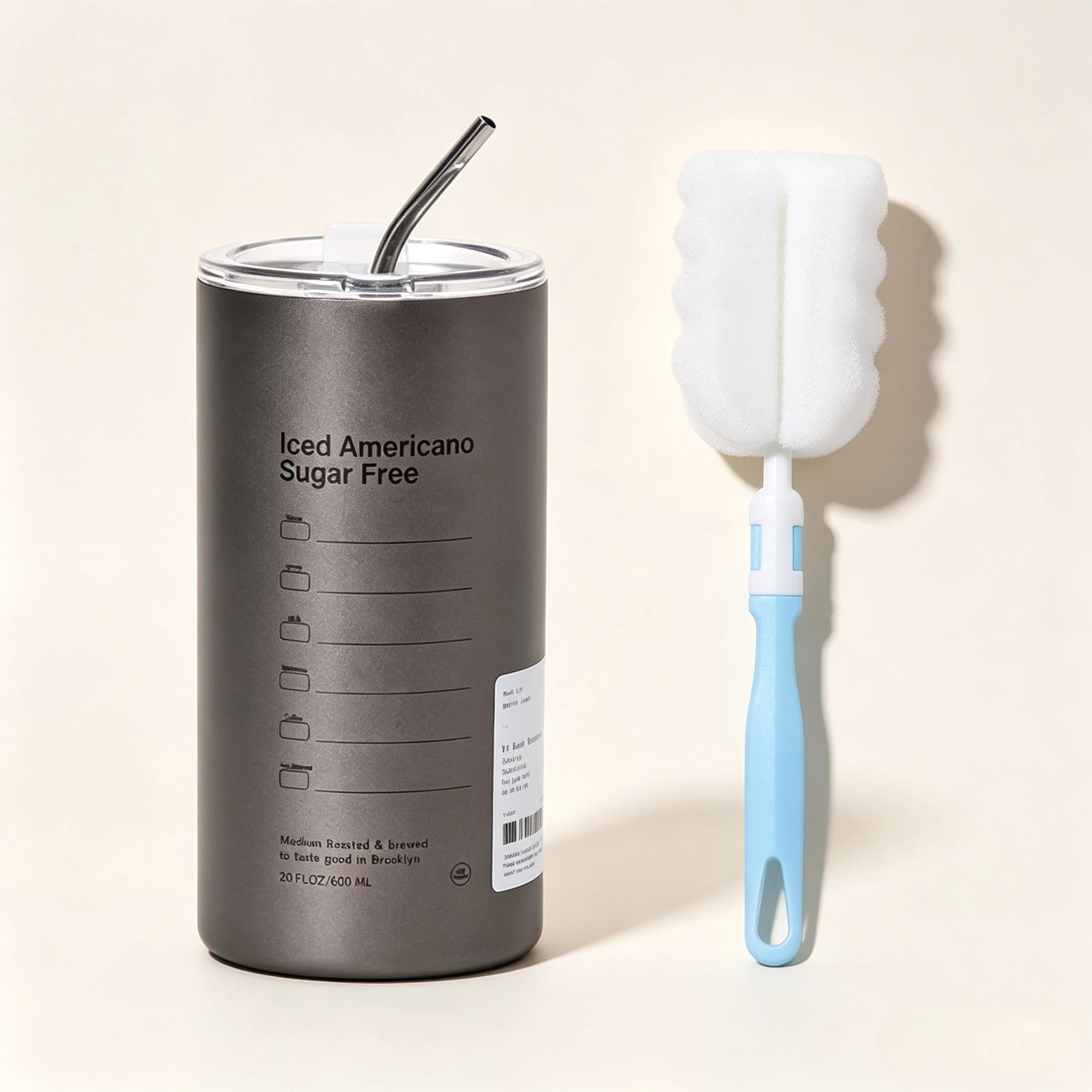 Gourde à café en inox 600 ml à 700 ml à paille — Gris outfit