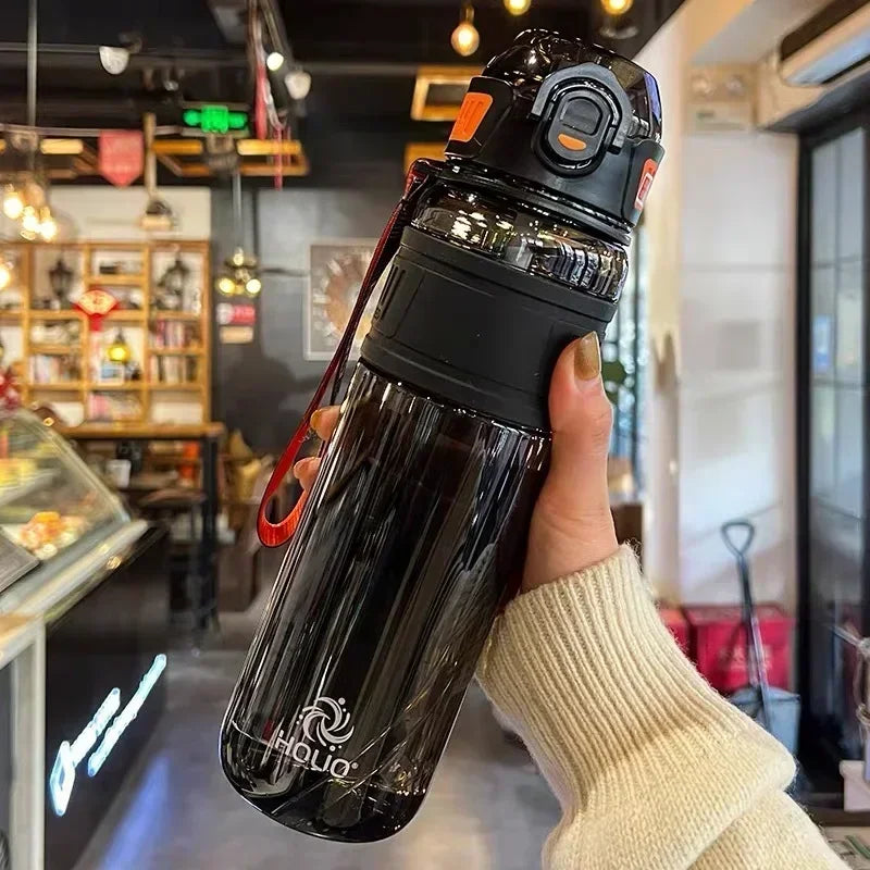 Gourde enfant en plastique sans BPA 750 ml à 1 L — Noir