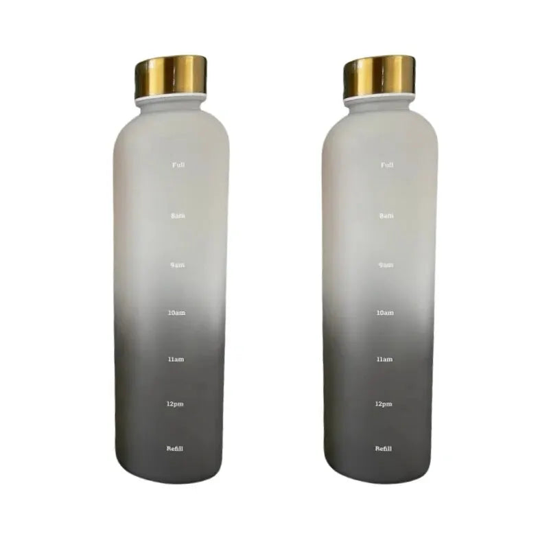 Gourde de sport en plastique sans BPA 950 ml à 1 L graduée — Gris et Noir