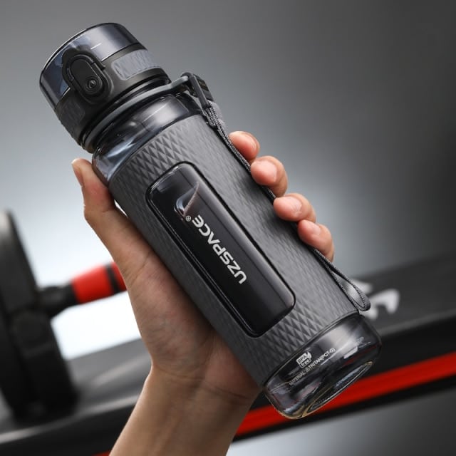 Gourde Sans BPA en Tritan – Idéale pour le Sport et les Activités Extérieures
