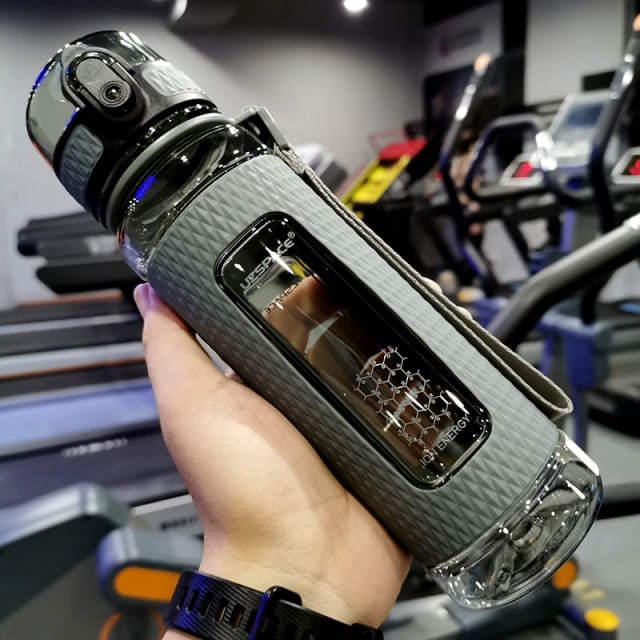 Gourde Sans BPA en Tritan – Idéale pour le Sport et les Activités Extérieures