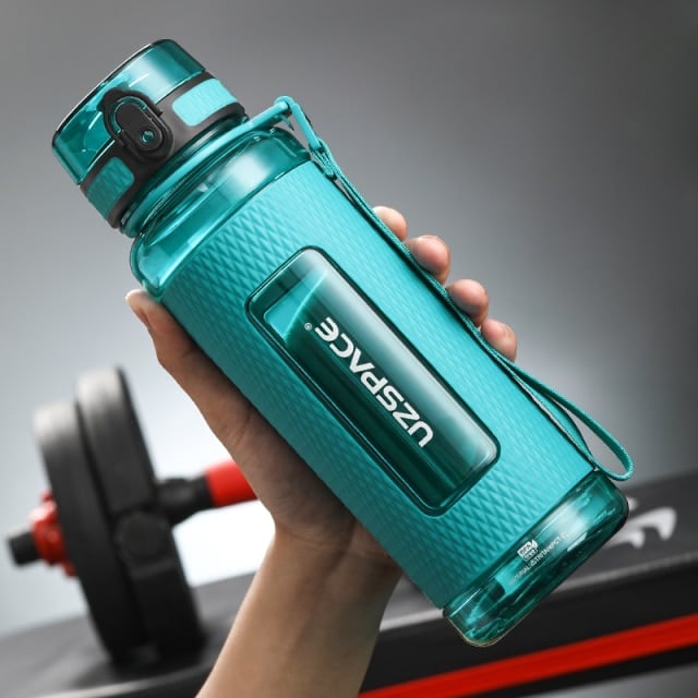 Gourde Sans BPA en Tritan – Idéale pour le Sport et les Activités Extérieures
