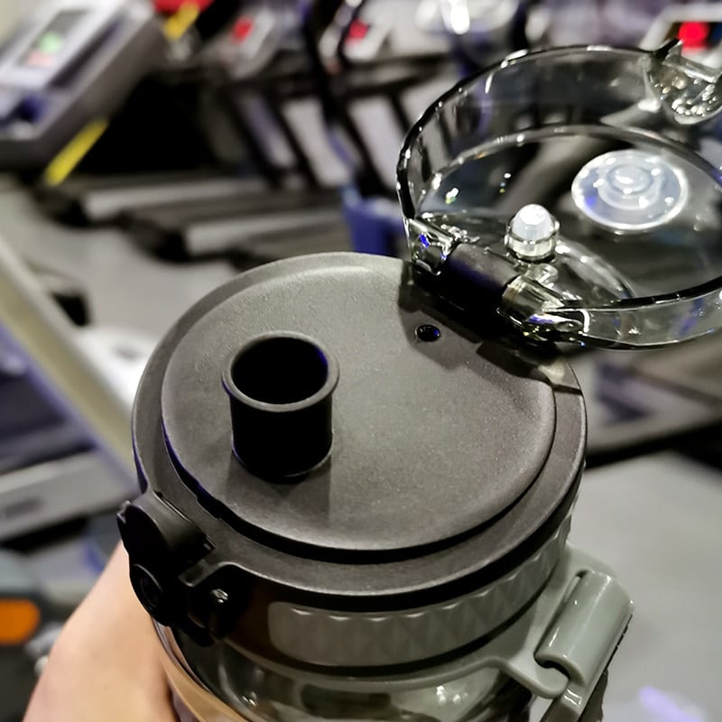 Gourde Sans BPA en Tritan – Idéale pour le Sport et les Activités Extérieures